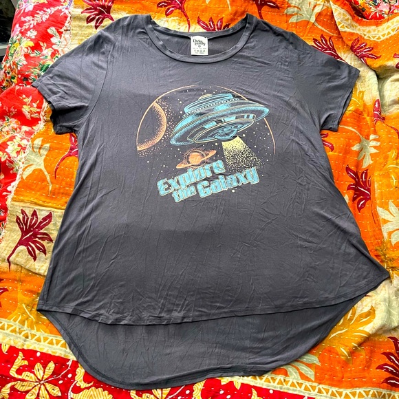 Dirtee Laundry Explore the Galaxy T-shirt 🪐🛸 - Picture 1 of 5